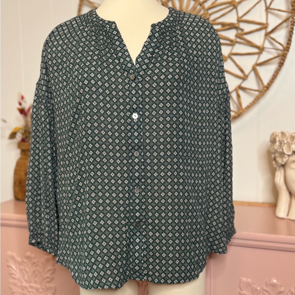 J Jill Elegant Green Patterned Women's Top‎